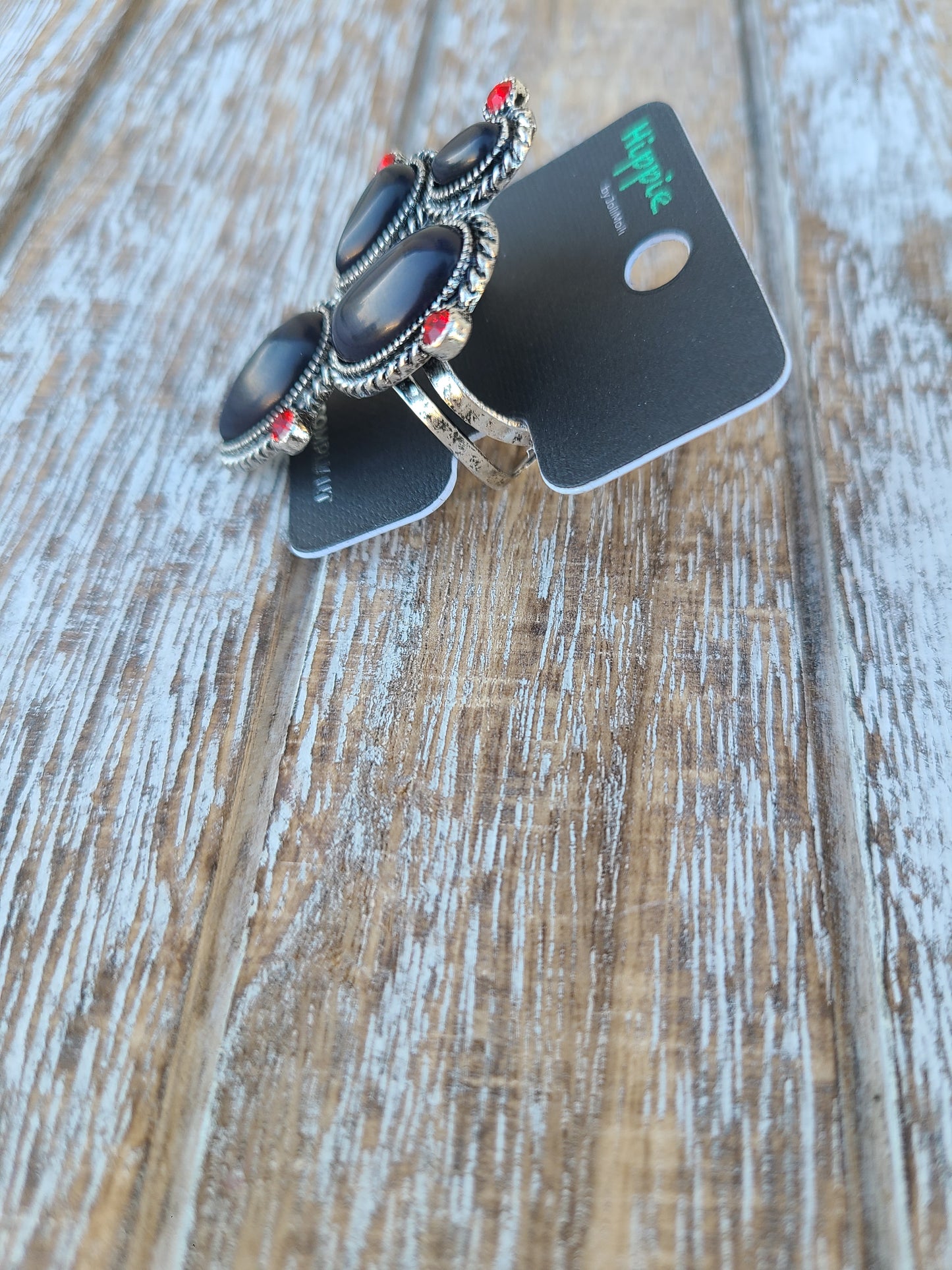 Pitayita Black Ring
