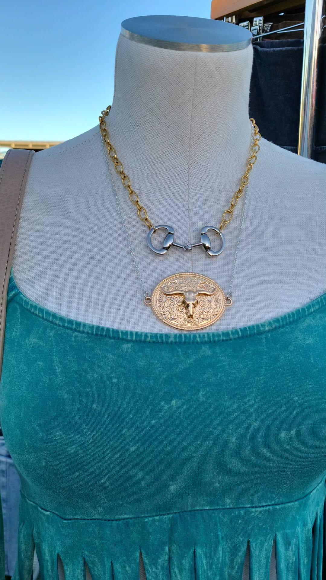 Long Horn Necklace