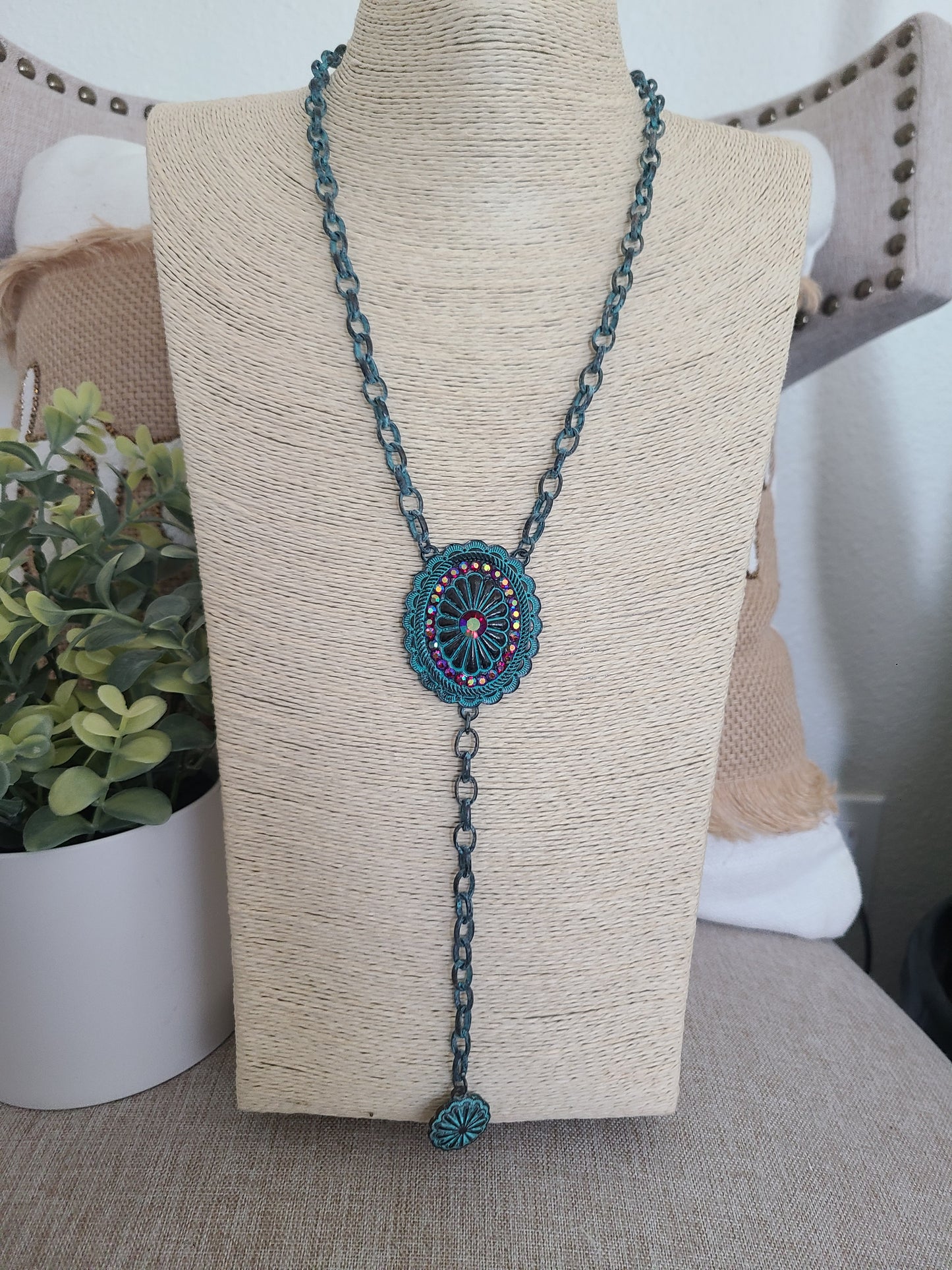 Y Concho Stone Necklace