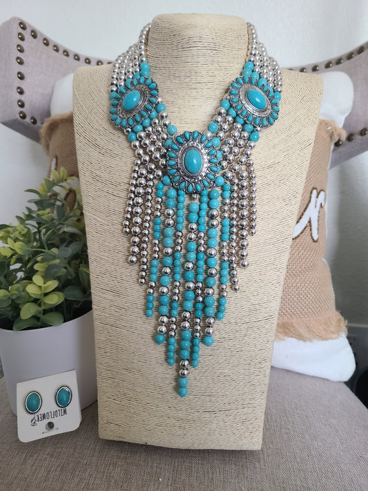 Fancy Vaquera Necklace Set