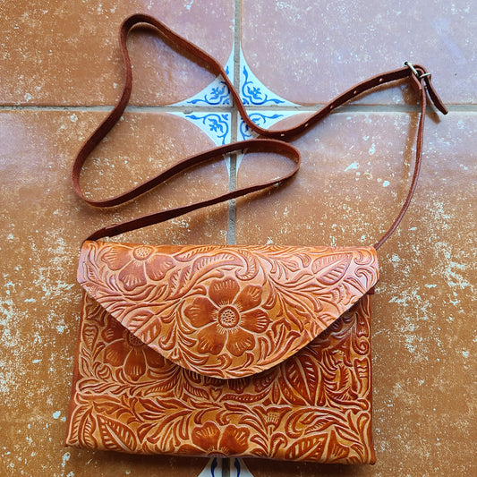 Pretty In Caramel Leather Purse